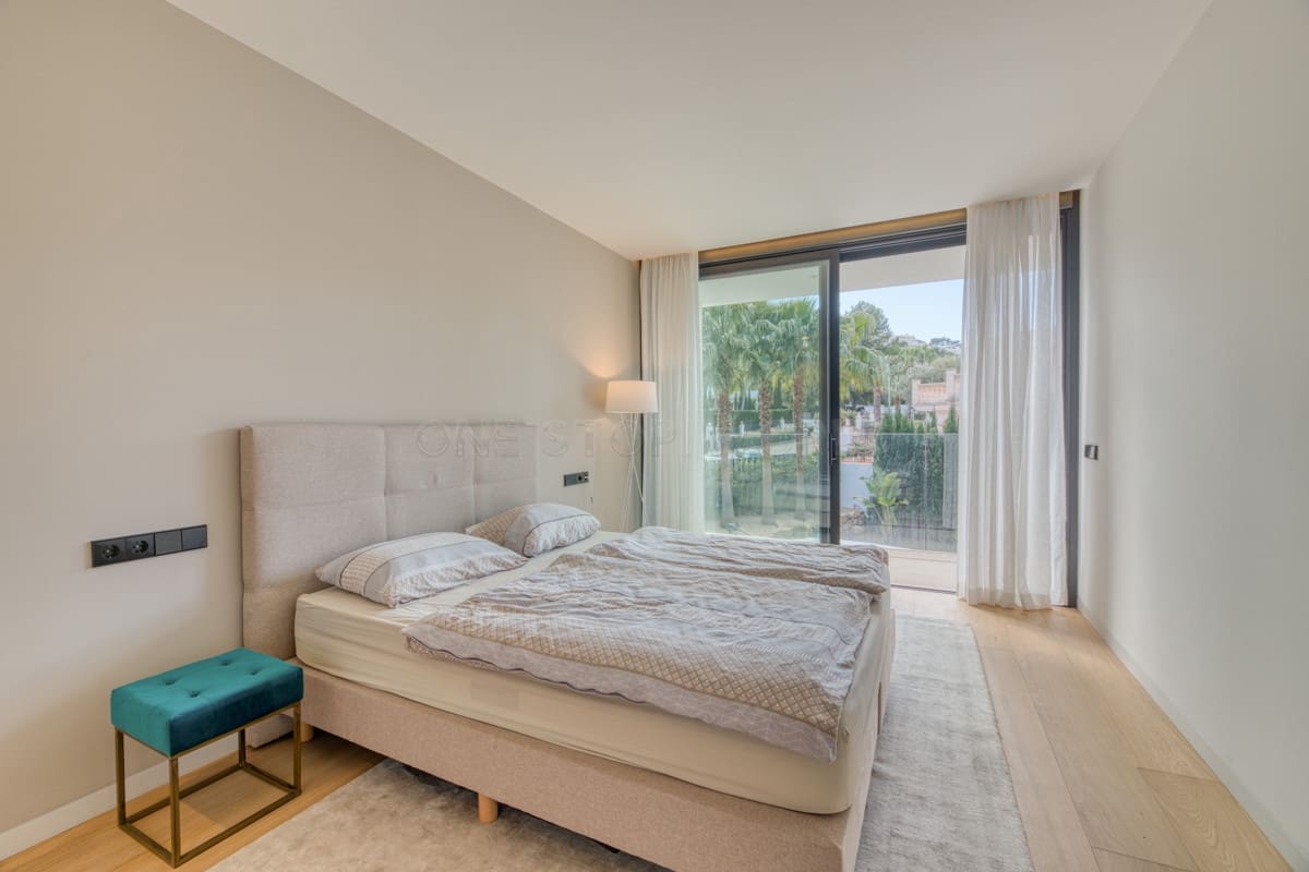 4 soveværelse Villa til salg i Santa Ponsa - € 3.100.000 (Ref: 9002533)