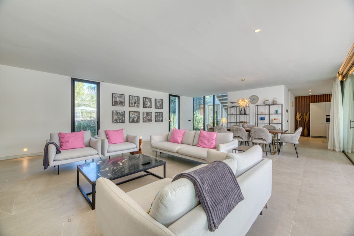 4 soveværelse Villa til salg i Santa Ponsa - € 3.100.000 (Ref: 9002533)