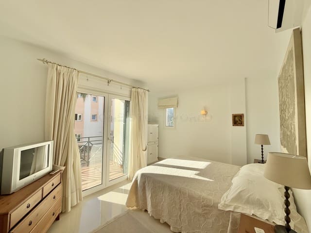 3 soveværelse Lejlighed til salg i Santa Ponsa, Calvià - € 840.000 (Ref: 9002537)