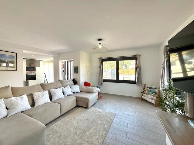 4 bedroom Villa for sale in El Toro / Port Adriano, Calvià - € 1,300,000 (Ref: 9002539)