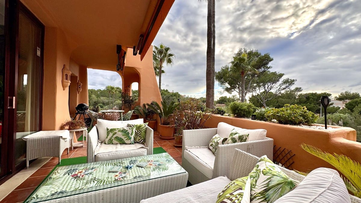 2 soveværelse Lejlighed til salg i Santa Ponsa med swimmingpool garage - € 795.000 (Ref: 9002540)