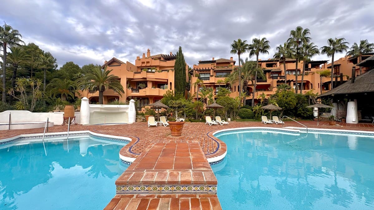 2 soveværelse Lejlighed til salg i Santa Ponsa med swimmingpool garage - € 795.000 (Ref: 9002540)