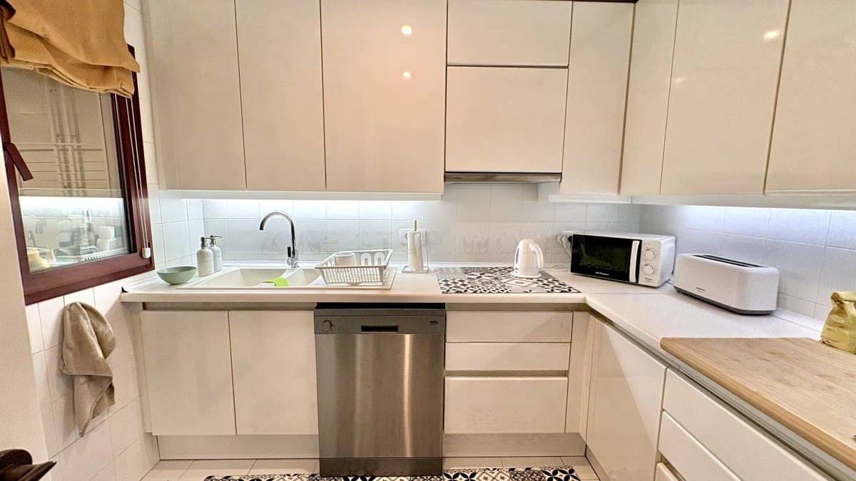 2 soveværelse Lejlighed til salg i Santa Ponsa med swimmingpool garage - € 795.000 (Ref: 9002540)