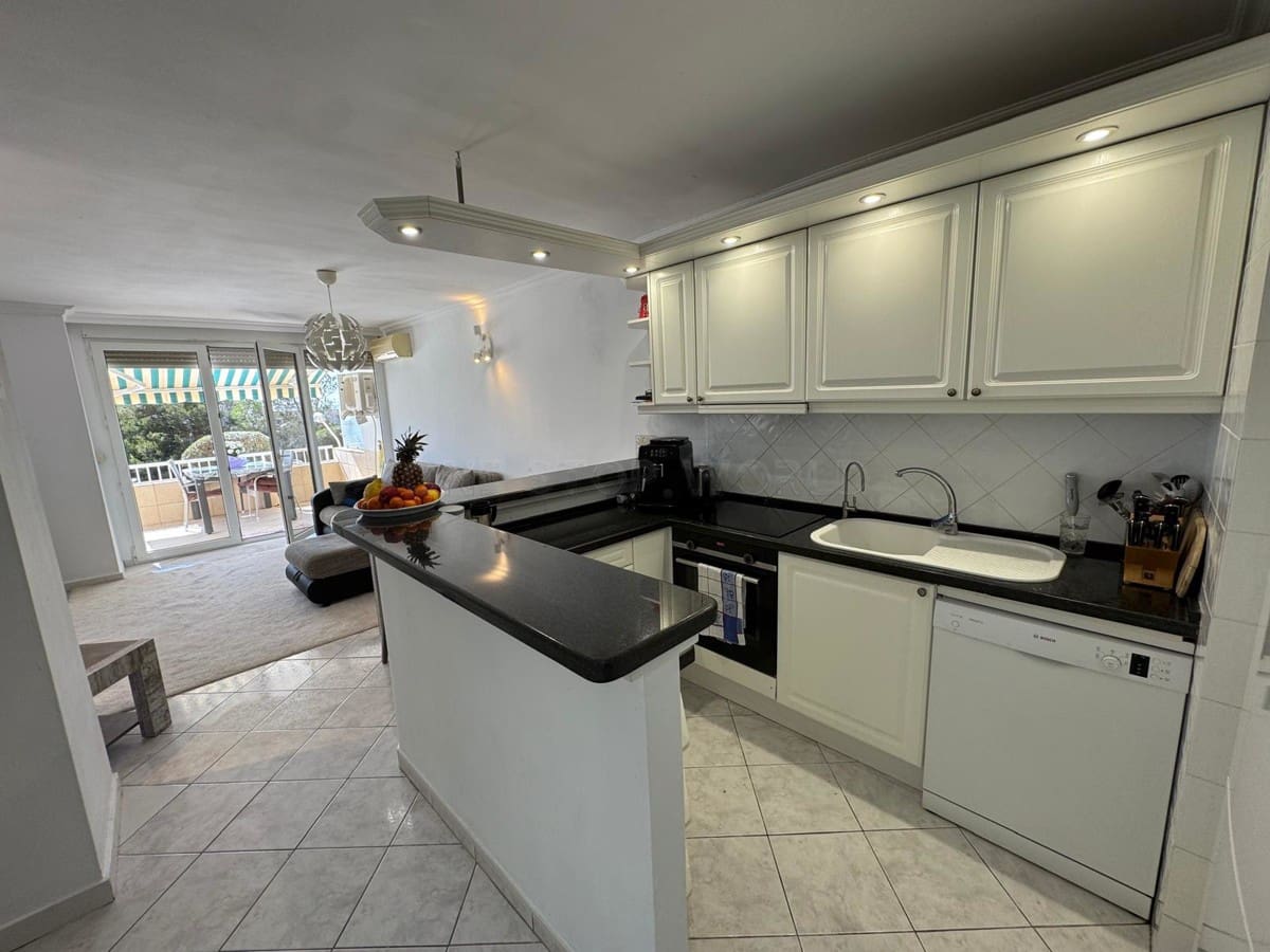 2 soverom Leilighet til salgs i El Toro / Port Adriano - € 390 000 (Ref: 9002541)