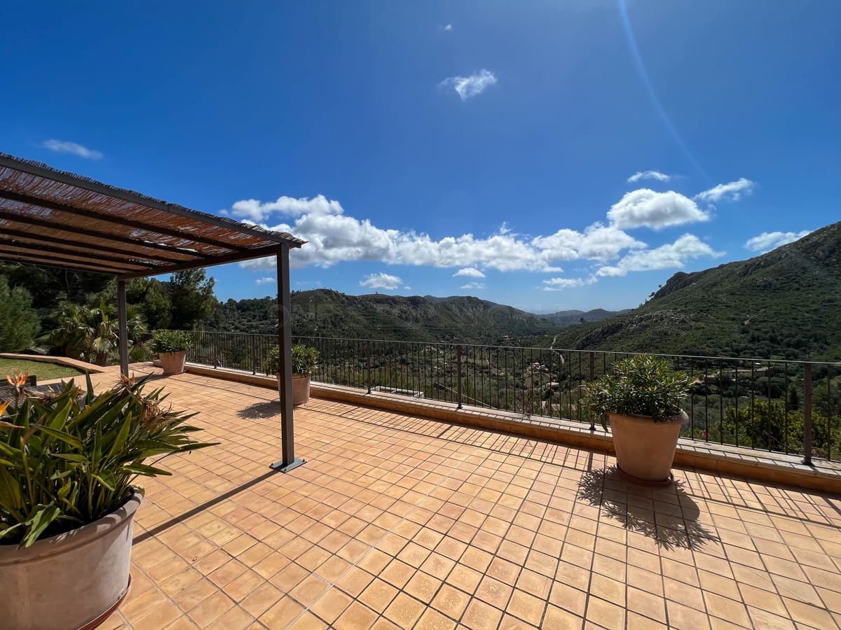 4 sypialnia Willa na sprzedaż w Andratx - 3 900 000 € (Ref: 9002545)