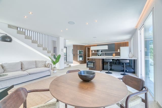 4 bedroom Villa for sale in El Toro / Port Adriano, Calvià - € 2,500,000 (Ref: 9002546)