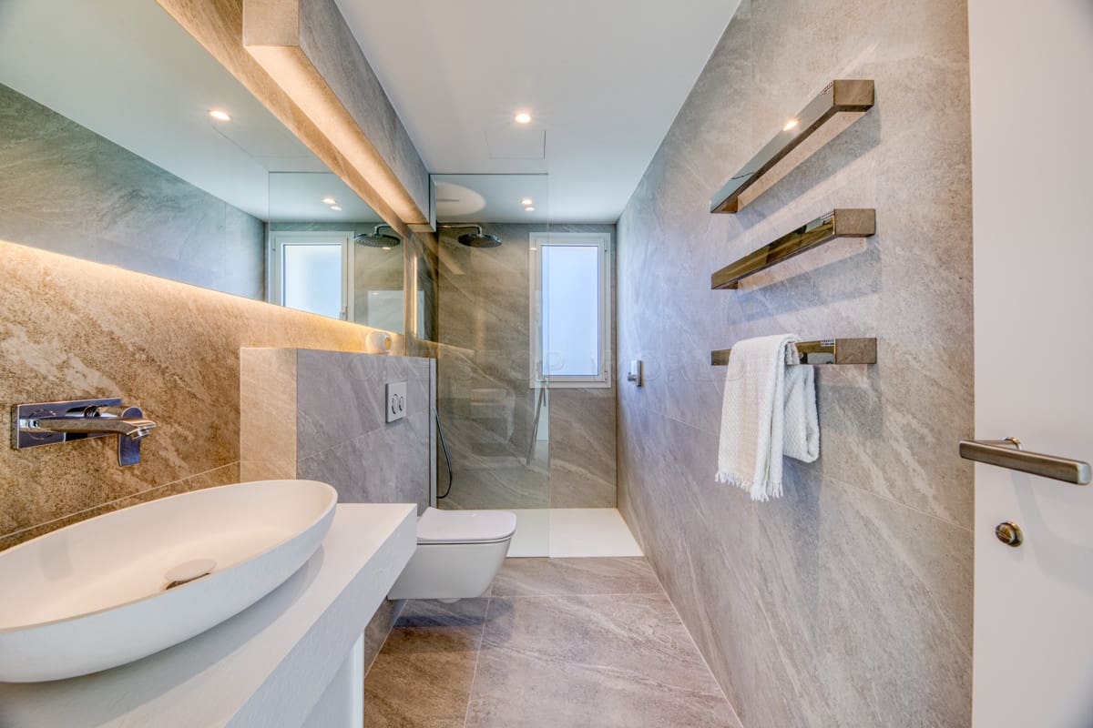 4 soveværelse Villa til salg i El Toro / Port Adriano - € 2.500.000 (Ref: 9002546)