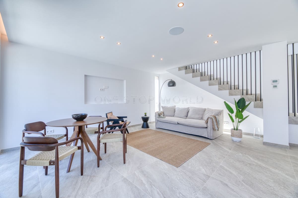 4 soveværelse Villa til salg i El Toro / Port Adriano - € 2.500.000 (Ref: 9002546)