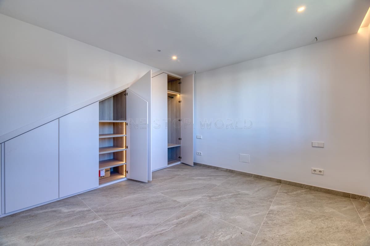 4 soveværelse Villa til salg i El Toro / Port Adriano - € 2.500.000 (Ref: 9002546)