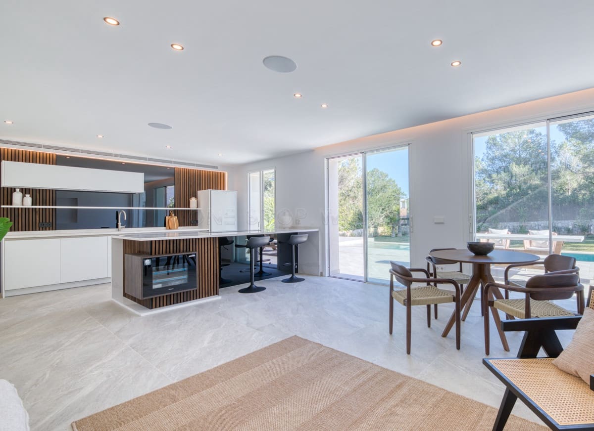 4 soveværelse Villa til salg i El Toro / Port Adriano - € 2.500.000 (Ref: 9002546)