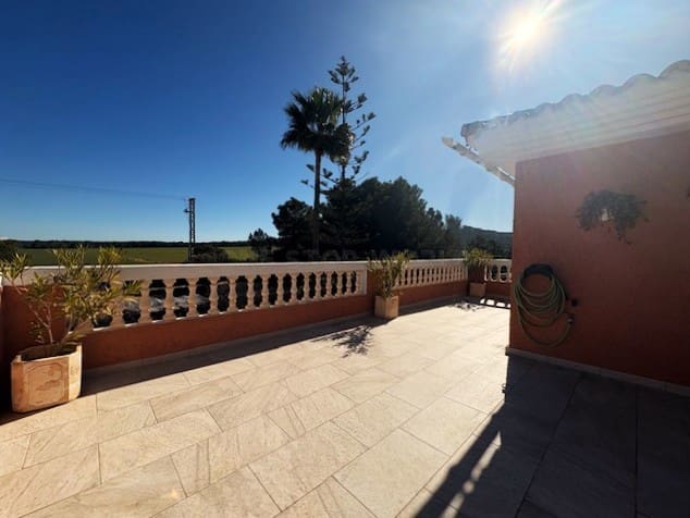 4 bedroom Villa for sale in El Toro / Port Adriano, Calvià with pool - € 1,650,000 (Ref: 9002547)