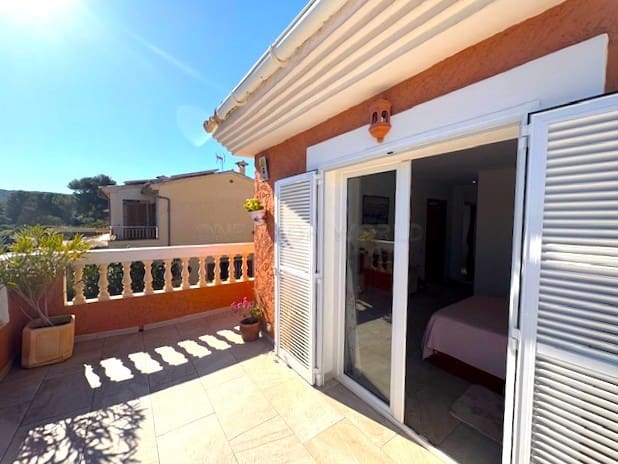 4 soveværelse Villa til salg i El Toro / Port Adriano med swimmingpool - € 1.650.000 (Ref: 9002547)