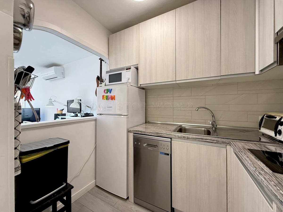 2 soveværelse Lejlighed til salg i Santa Ponsa med swimmingpool - € 439.000 (Ref: 9002555)