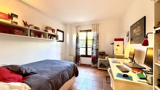 2 soveværelse Lejlighed til salg i Santa Ponsa, Calvià - € 795.000 (Ref: 9002556)