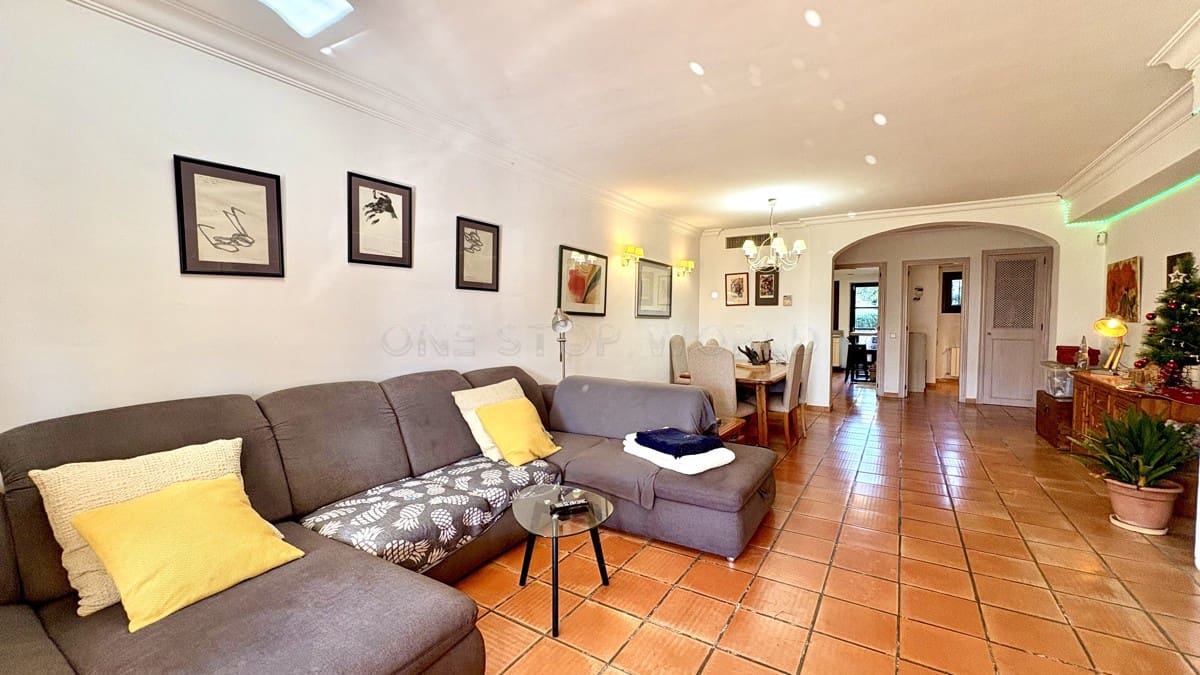 2 soveværelse Lejlighed til salg i Santa Ponsa - € 795.000 (Ref: 9002556)