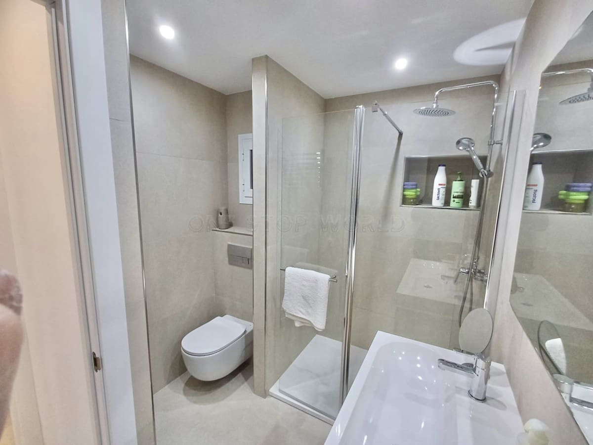 1 slaapkamer Flat te koop in El Toro / Port Adriano - € 550.000 (Ref: 9002558)