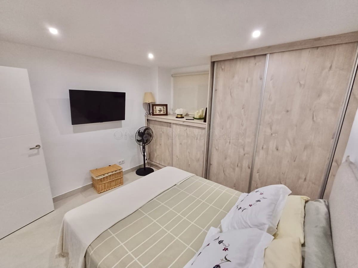 1 slaapkamer Flat te koop in El Toro / Port Adriano - € 550.000 (Ref: 9002558)