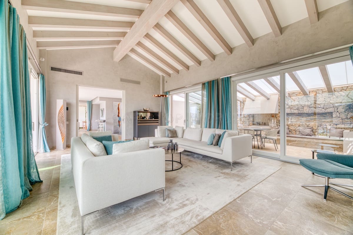 5 bedroom Villa for sale in Puerto de Andratx - € 9,900,000 (Ref: 9002559)