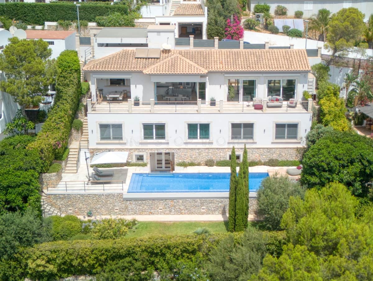 5 bedroom Villa for sale in Puerto de Andratx - € 9,900,000 (Ref: 9002559)