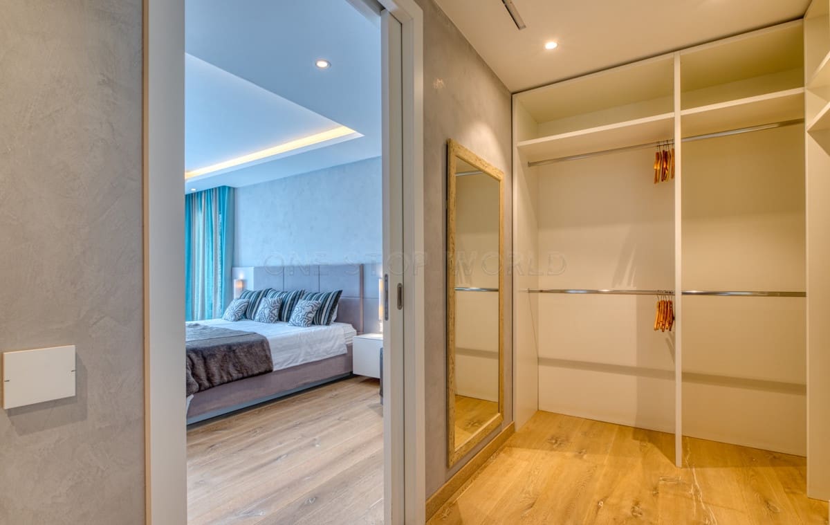 5 bedroom Villa for sale in Puerto de Andratx - € 9,900,000 (Ref: 9002559)