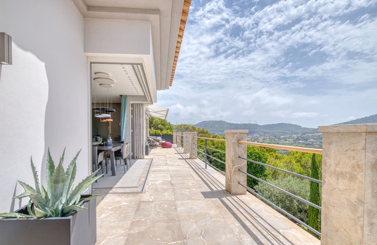 5 bedroom Villa for sale in Puerto de Andratx - € 9,900,000 (Ref: 9002559)