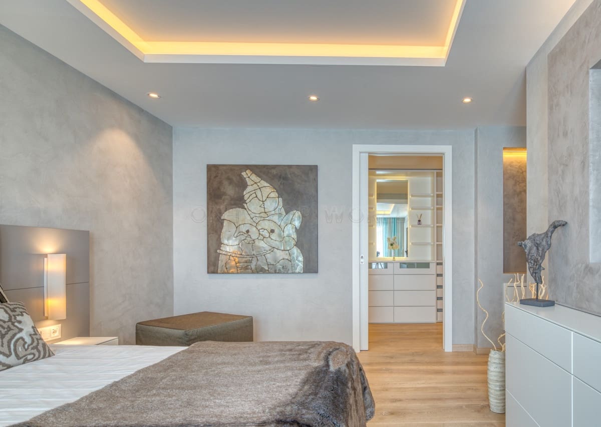 5 bedroom Villa for sale in Puerto de Andratx - € 9,900,000 (Ref: 9002559)