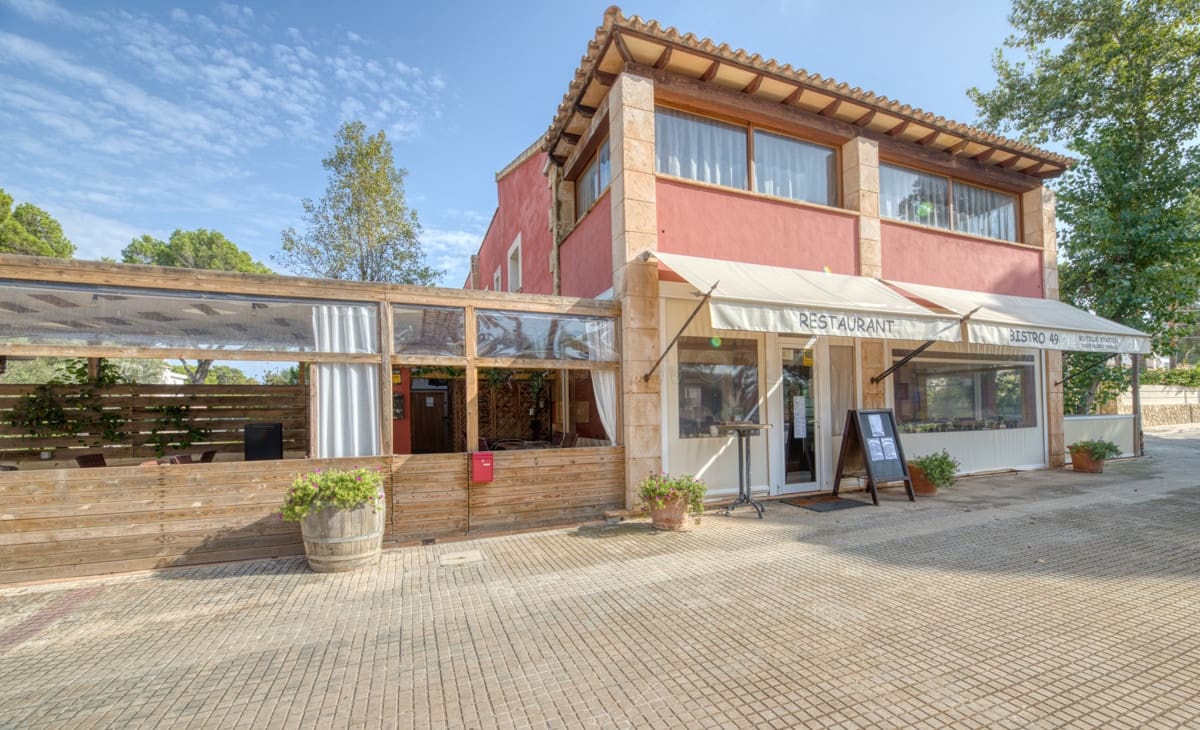 3 soveværelse Villa til salg i El Toro / Port Adriano - € 1.650.000 (Ref: 9002569)