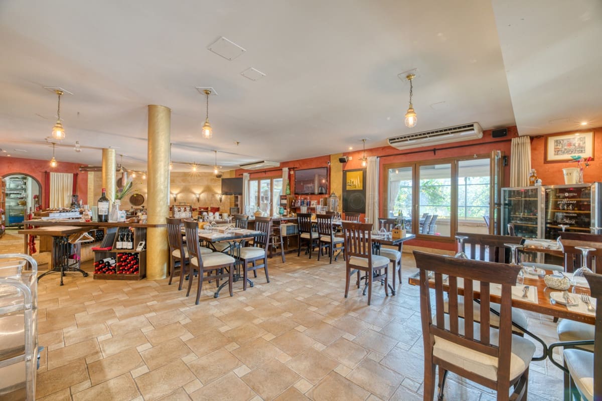 3 soveværelse Villa til salg i El Toro / Port Adriano - € 1.650.000 (Ref: 9002569)