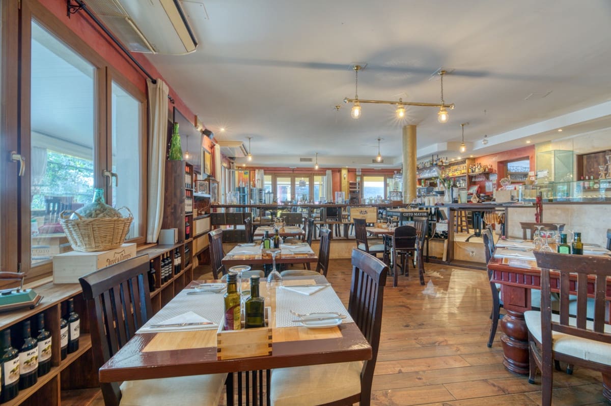 3 soveværelse Villa til salg i El Toro / Port Adriano - € 1.650.000 (Ref: 9002569)