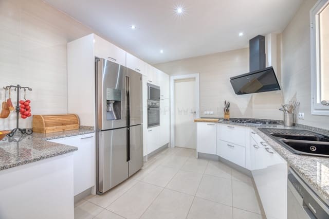 4 Zimmer Villa zu verkaufen in El Toro / Port Adriano, Calvià - 1.895.000 € (Ref: 9002570)