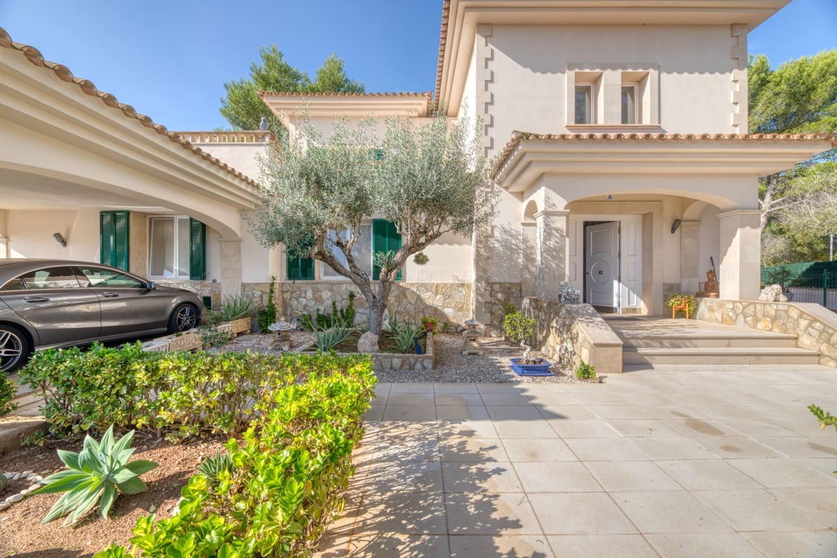 4 soverom Villa til salgs i El Toro / Port Adriano - € 1 895 000 (Ref: 9002570)