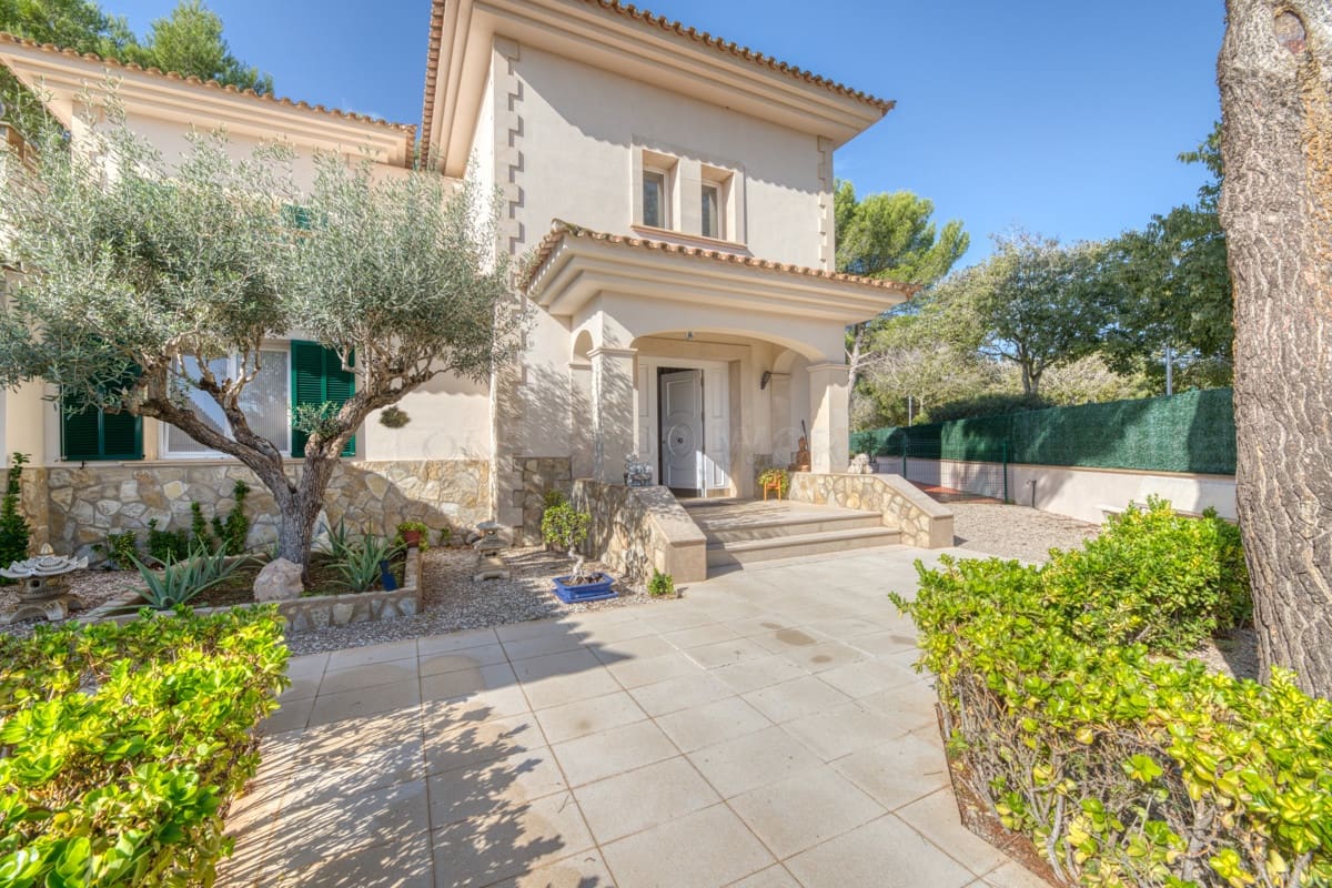 4 soverom Villa til salgs i El Toro / Port Adriano - € 1 895 000 (Ref: 9002570)