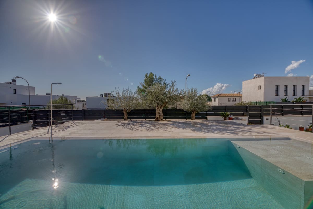 4 sovrum Villa till salu i Marratxi med pool - 1 720 000 € (Ref: 9002584)