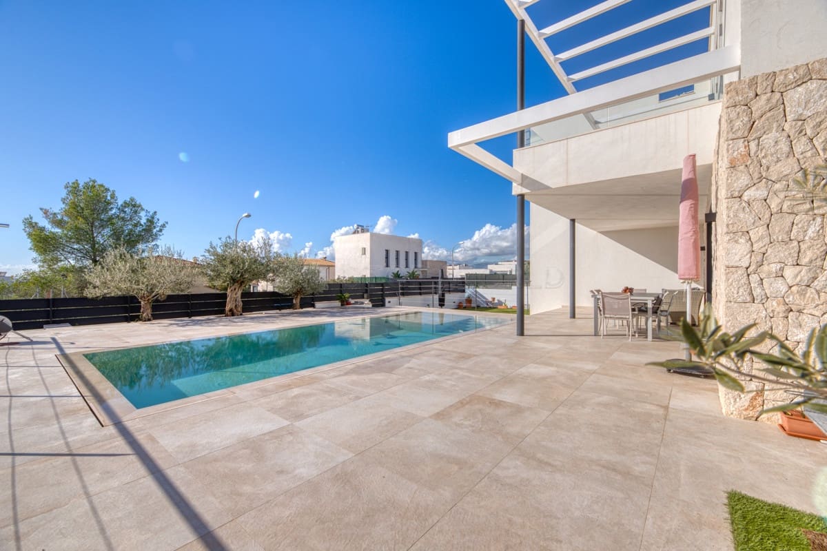 4 sovrum Villa till salu i Marratxi med pool - 1 720 000 € (Ref: 9002584)