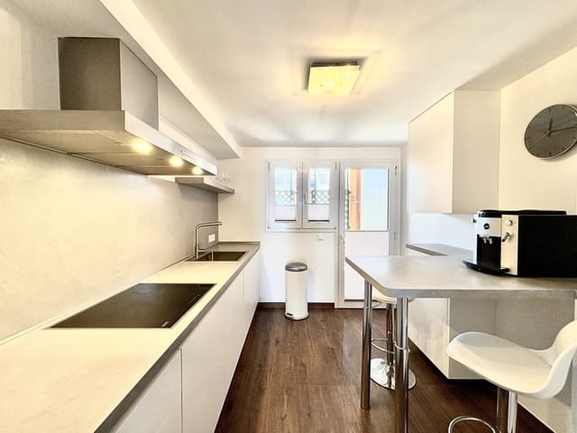 2 bedroom Flat for sale in El Toro / Port Adriano, Calvià - € 1,195,000 (Ref: 9024043)