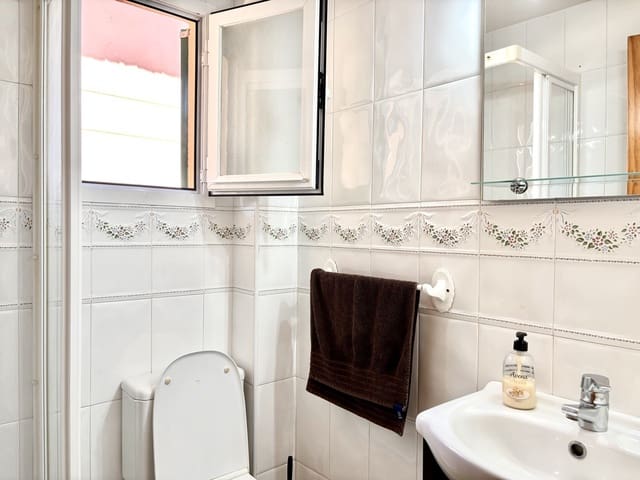 4 soveværelse Byhus til salg i Palmanova, Calvià - € 850.000 (Ref: 9028378)