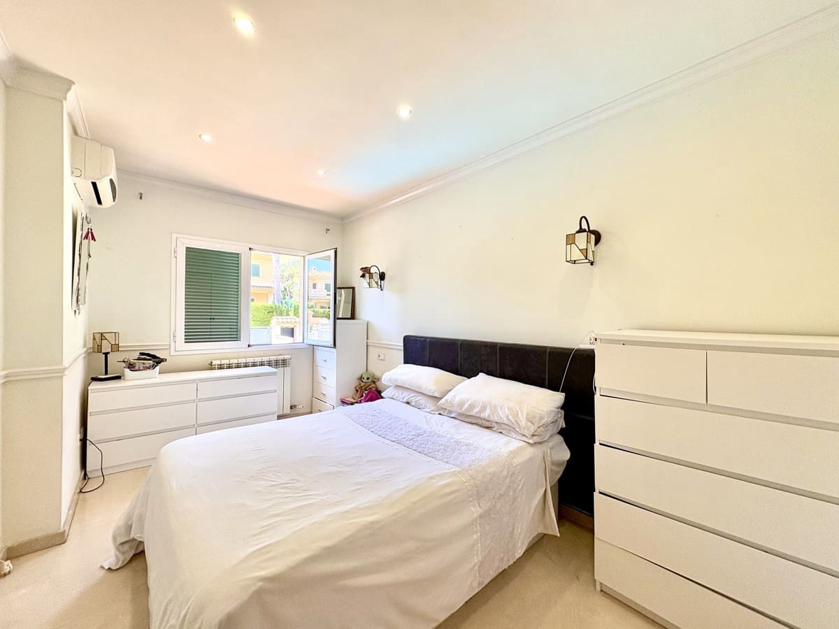 4 soveværelse Byhus til salg i Palmanova - € 850.000 (Ref: 9028378)