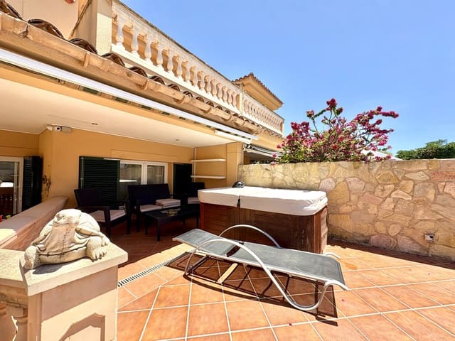 4 soveværelse Byhus til salg i Palmanova, Calvià - € 850.000 (Ref: 9028378)