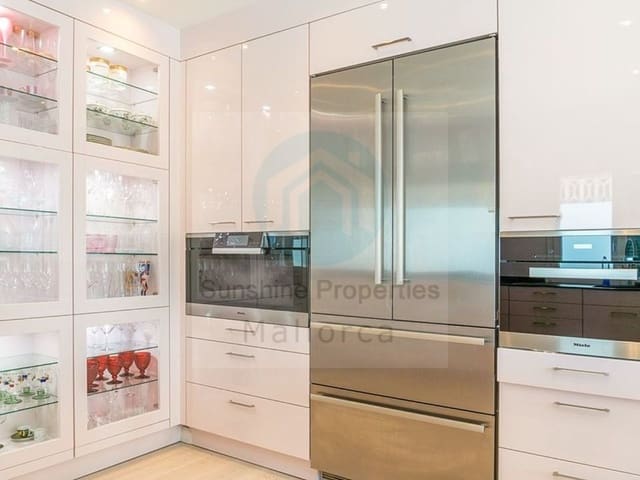 4 soveværelse Byhus til salg i El Toro / Port Adriano, Calvià med swimmingpool garage - € 1.385.000 (Ref: 9057216)