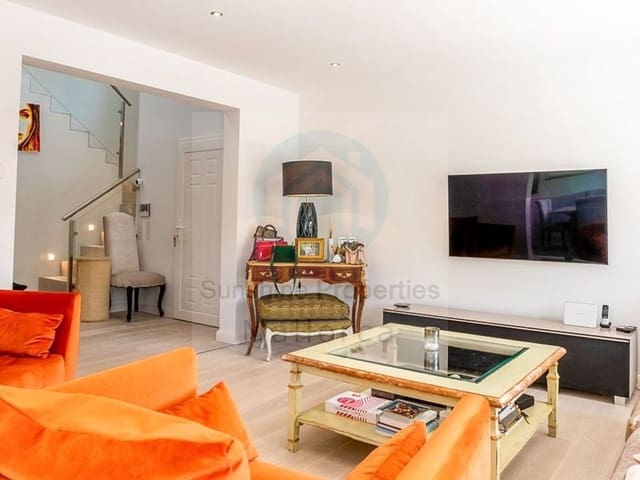 4 soveværelse Byhus til salg i El Toro / Port Adriano, Calvià med swimmingpool garage - € 1.385.000 (Ref: 9057216)