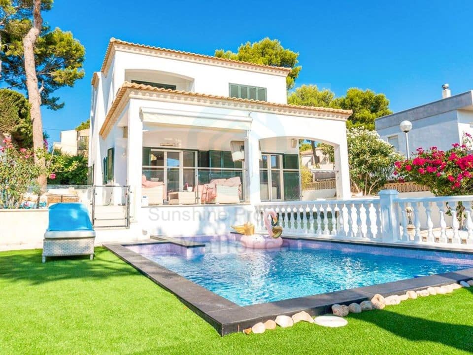 4 soveværelse Byhus til salg i El Toro / Port Adriano med swimmingpool garage - € 1.385.000 (Ref: 9057216)