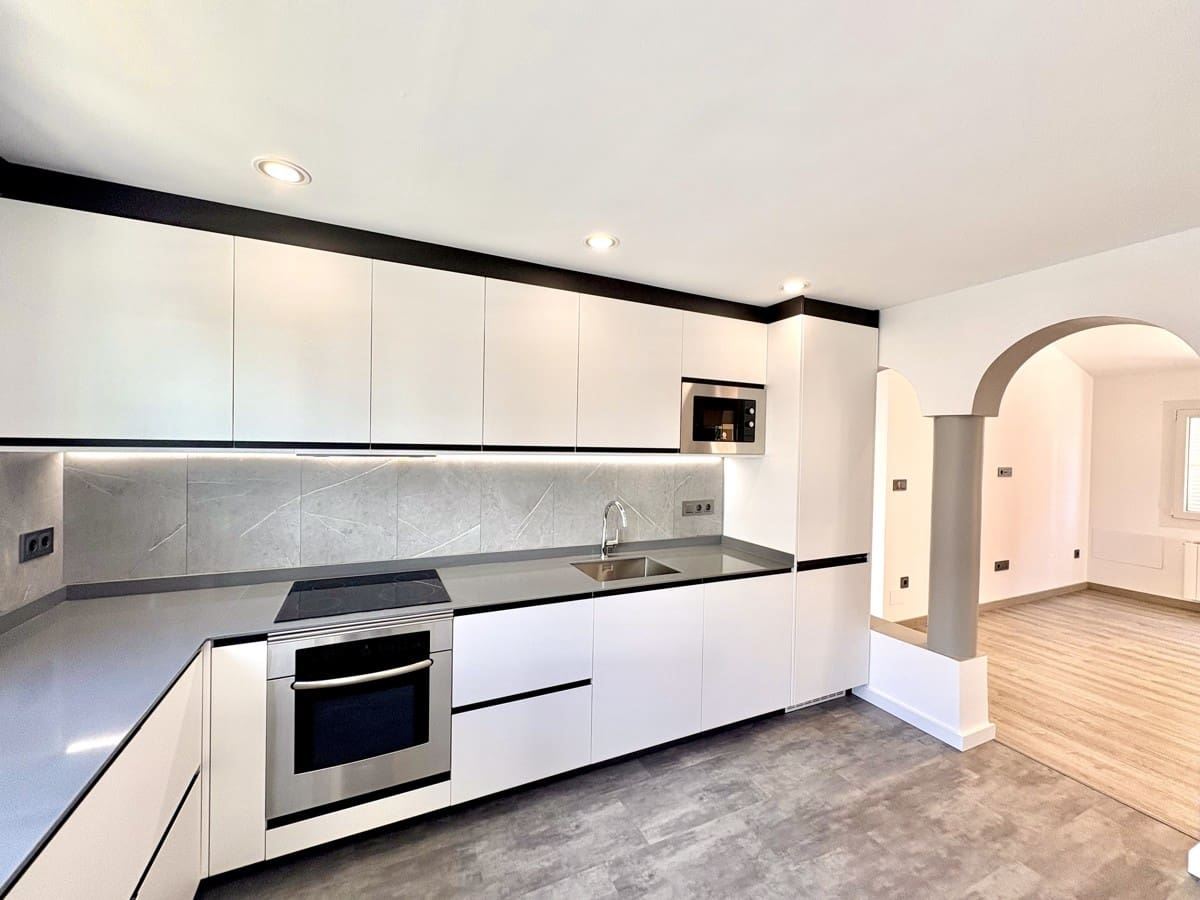 4 soverom Hus til leie i El Toro / Port Adriano - € 4 000 (Ref: 9077463)