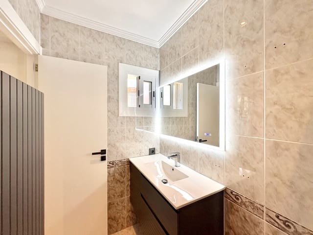 4 soveværelse Byhus til leje i El Toro / Port Adriano, Calvià - € 4.000 (Ref: 9077463)