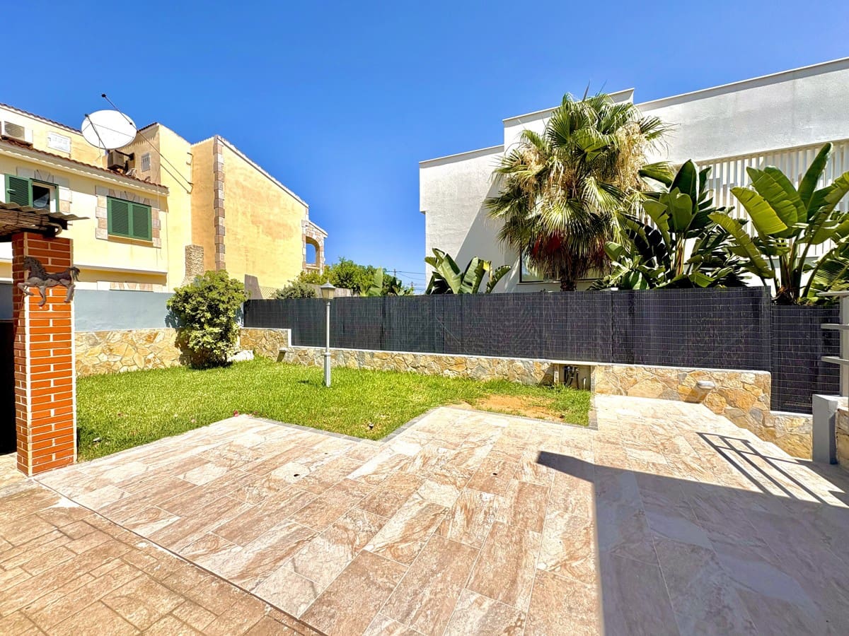 4 soverom Hus til leie i El Toro / Port Adriano - € 4 000 (Ref: 9077463)