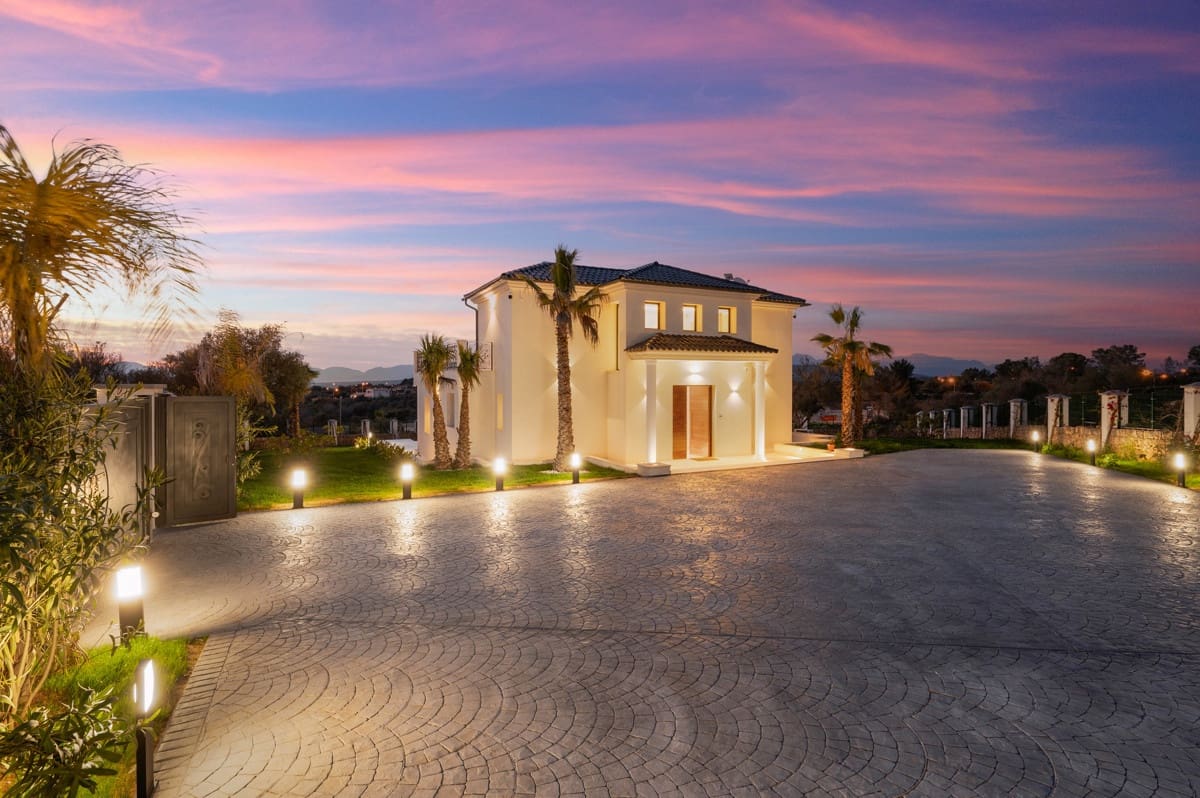 4 soveværelse Villa til leje i Son Gual - € 10.000 (Ref: 9077464)