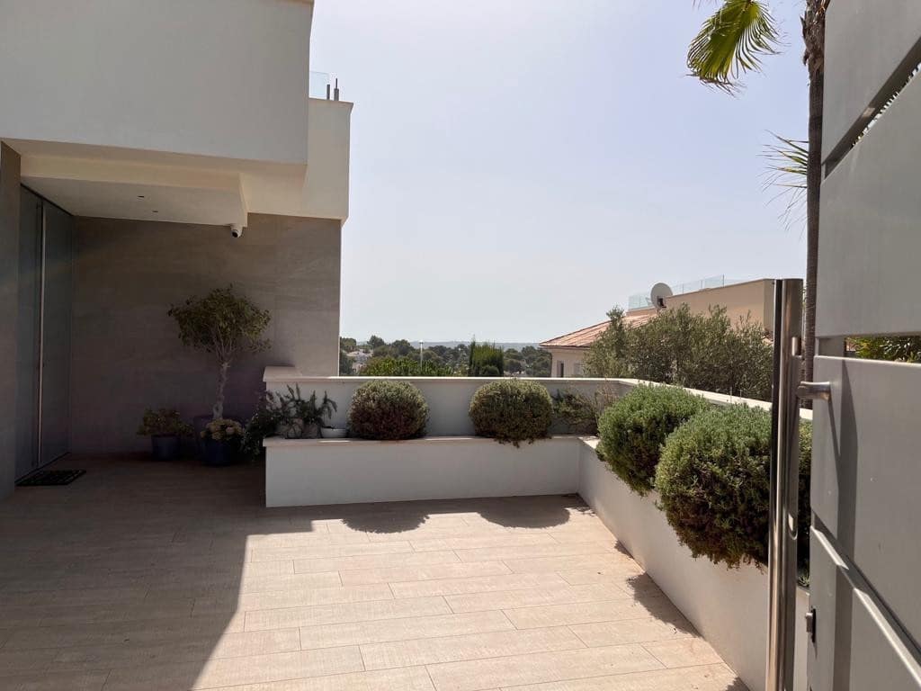 3 soveværelse Villa til salg i Santa Ponsa - € 5.900.000 (Ref: 9129246)