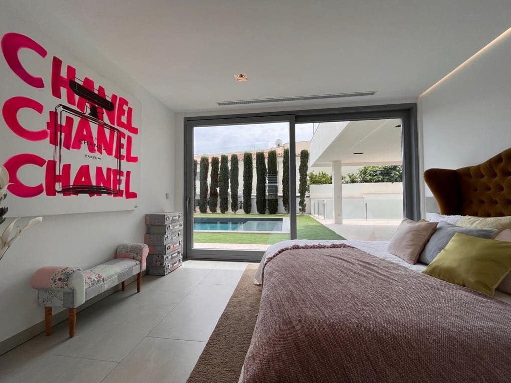 3 soveværelse Villa til salg i Santa Ponsa - € 5.900.000 (Ref: 9129246)