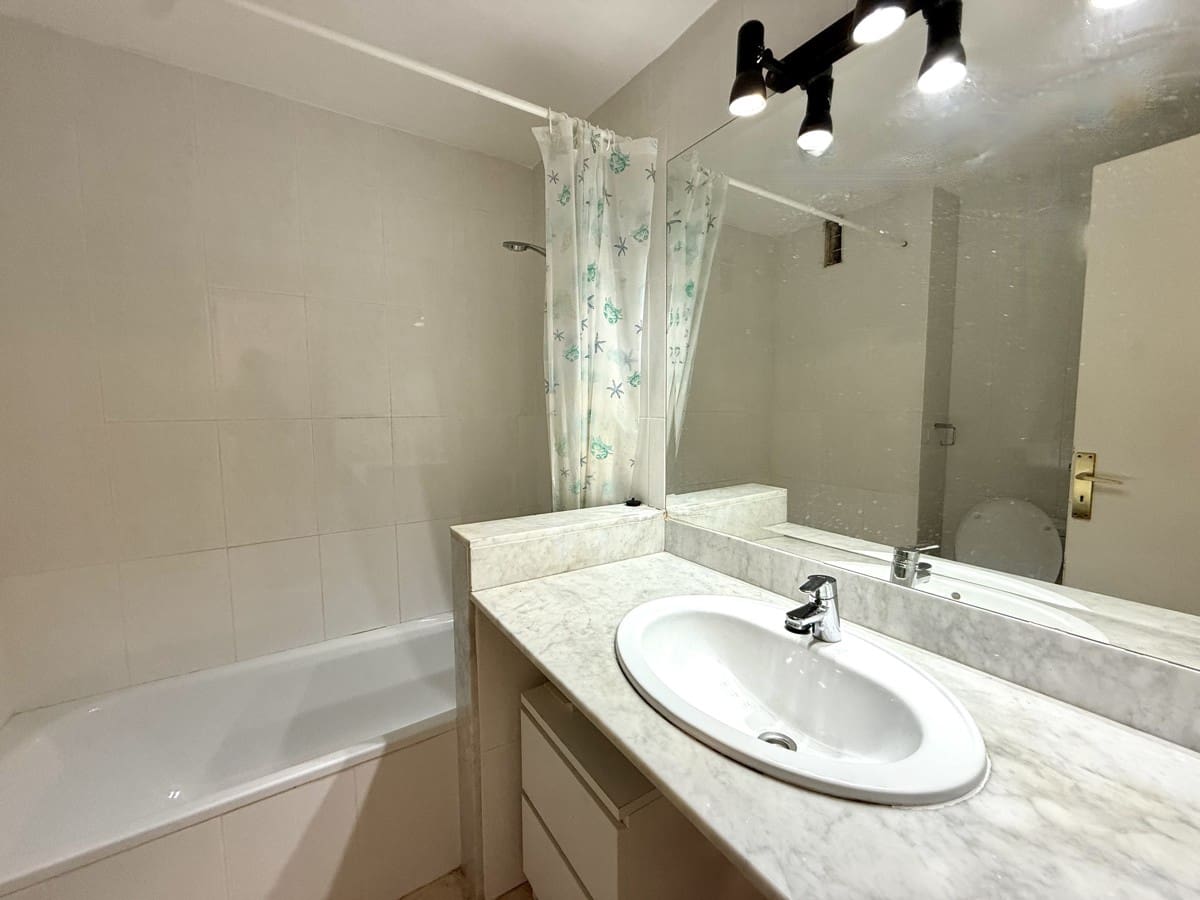 3 slaapkamer Flat te koop in El Toro / Port Adriano - € 580.000 (Ref: 9136874)