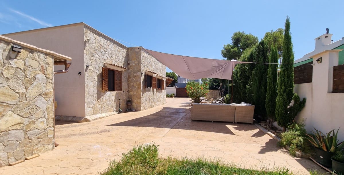 3 soveværelse Villa til salg i El Toro / Port Adriano - € 1.395.000 (Ref: 9161853)