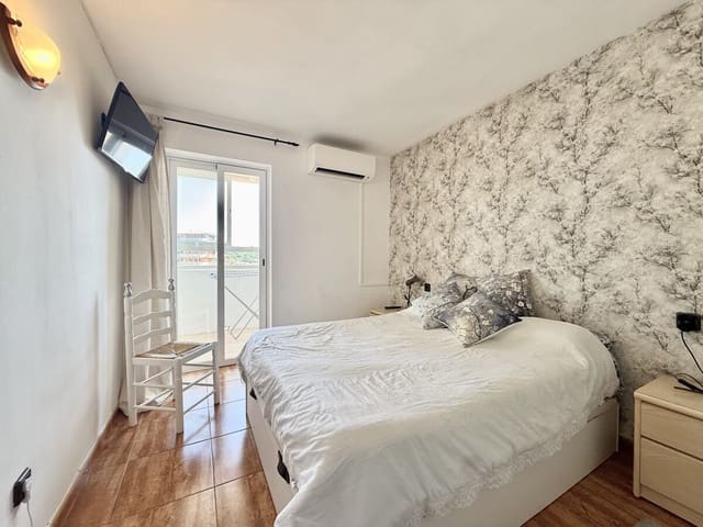 Penthouse til leje i El Toro / Port Adriano, Calvià - € 1.800 (Ref: 9161979)